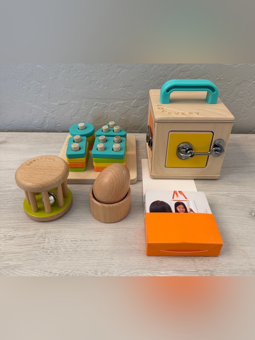 Lovevery bundle of 5 items